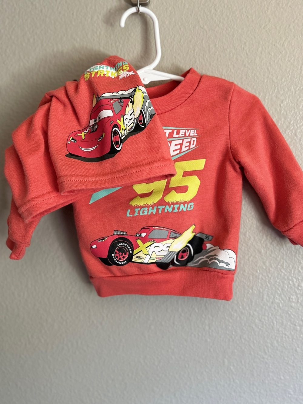 Disney Baby x Cars size 12 months baby matching Lightning McQueen sweatset